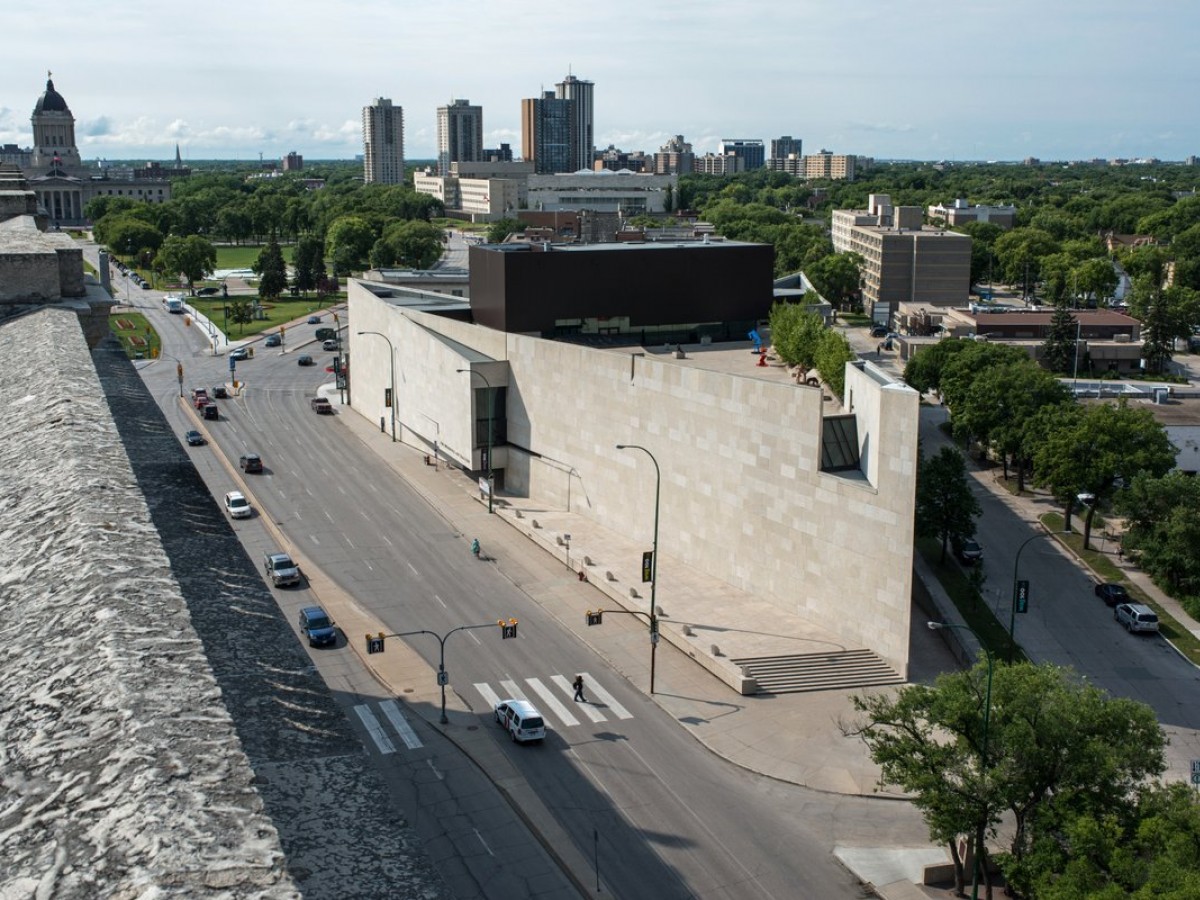 Winnipeg Art Gallery is back in bloom for summer - 