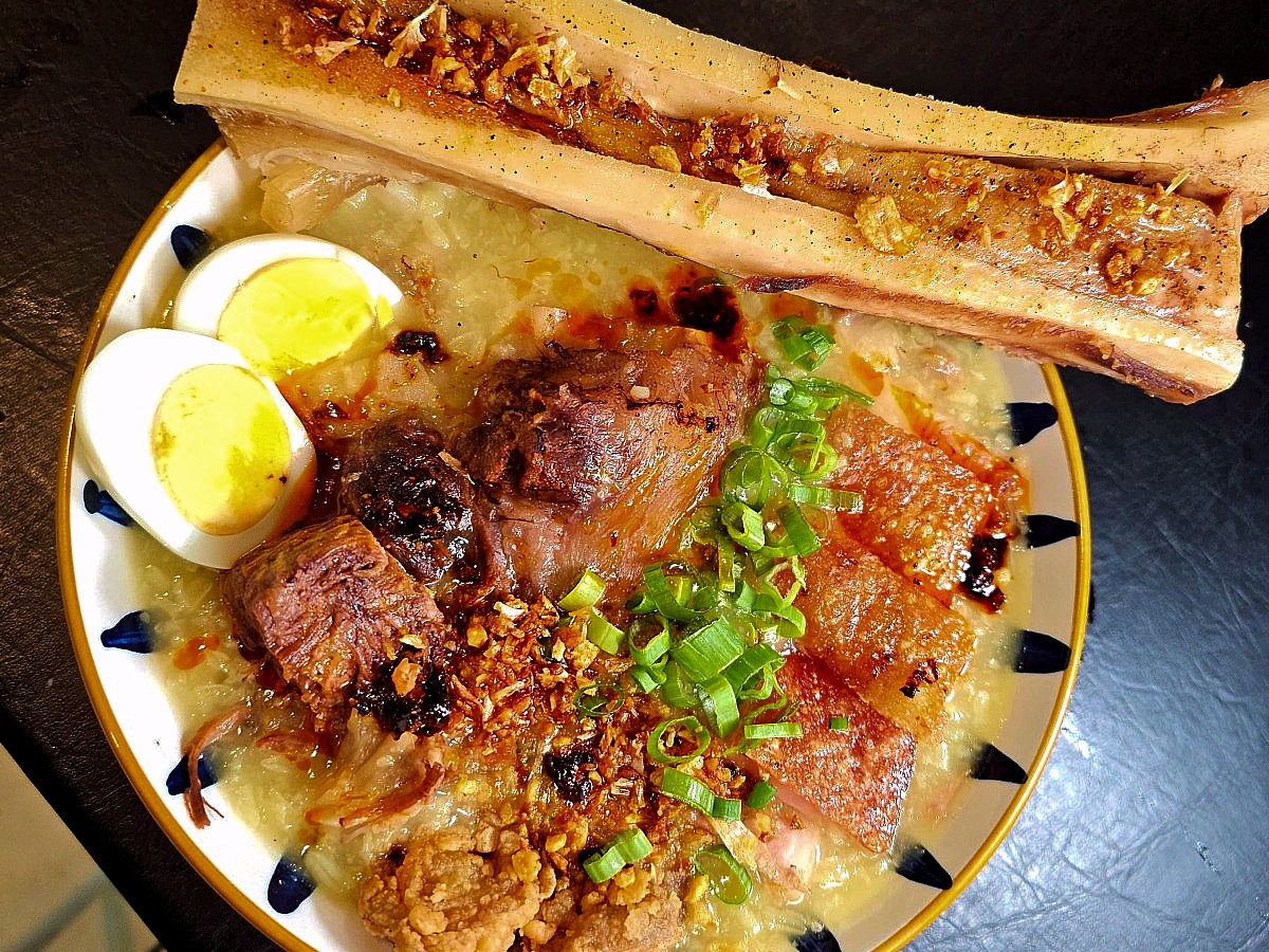 Winnipeg late night eats guide  - The goto langit at new Philippine late night spot Late Night Go-To (Carter Chen)