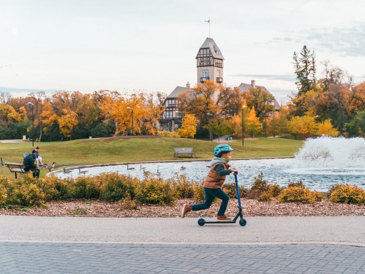 Boo – and what’s new – at the Zoo and Assiniboine Park this fall  - You'll fall for fall at Assiniboine Park (photo by Roam Creative) 