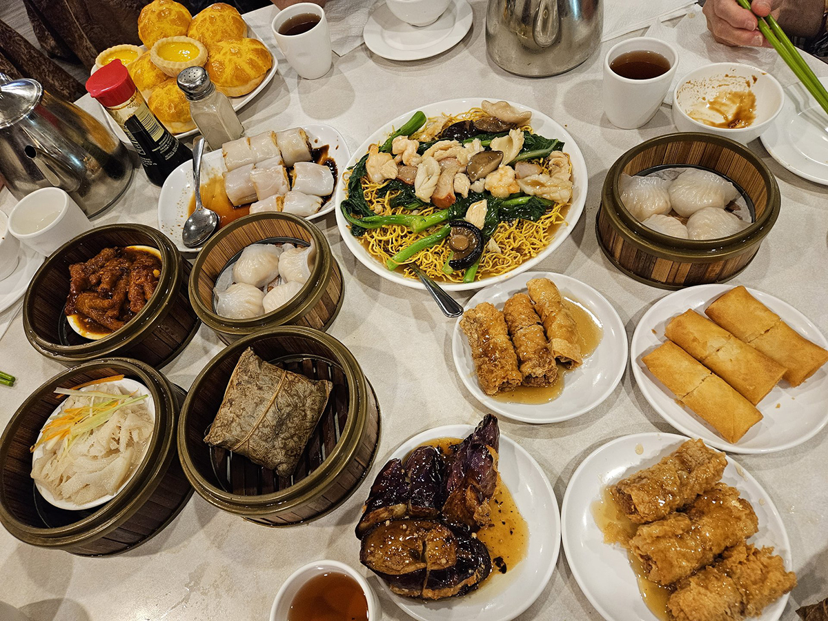 Discover dim sum delights at Winnipeg's Southland Restaurant - Dim sum feast at Southland Restaurant (photo by Wynne Au)