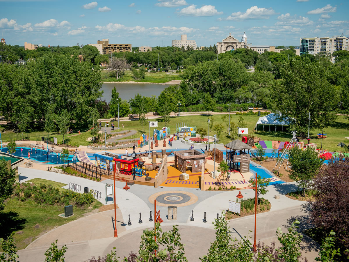 Build future memories by dipping into history with Parks Canada Winnipeg - 