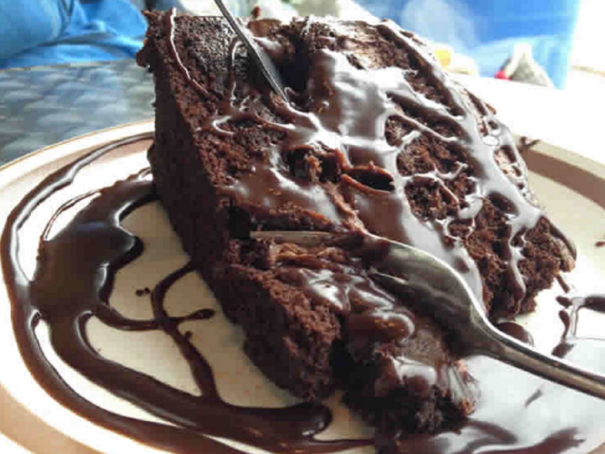 Pastry Castle Café: Chocolate Gypsy Cake - Delicious Chocolate Cake