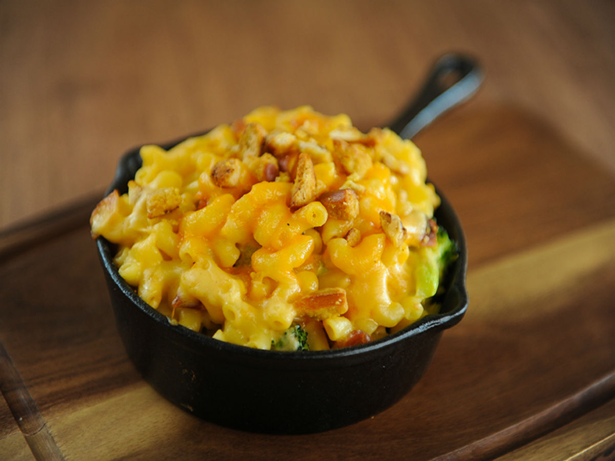 Marion Street Eatery: Happy Food - Mac n Cheese from the M street Eatery