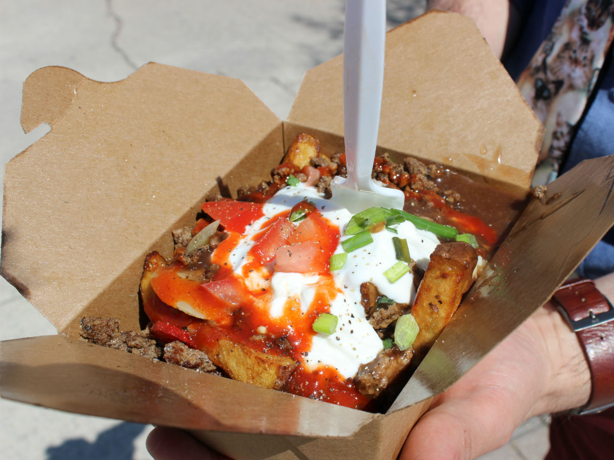 News: Winnipeg Kings and Queens of Poutine Crowned - The poutine dream supplied by one of many food trucks on this glorious day