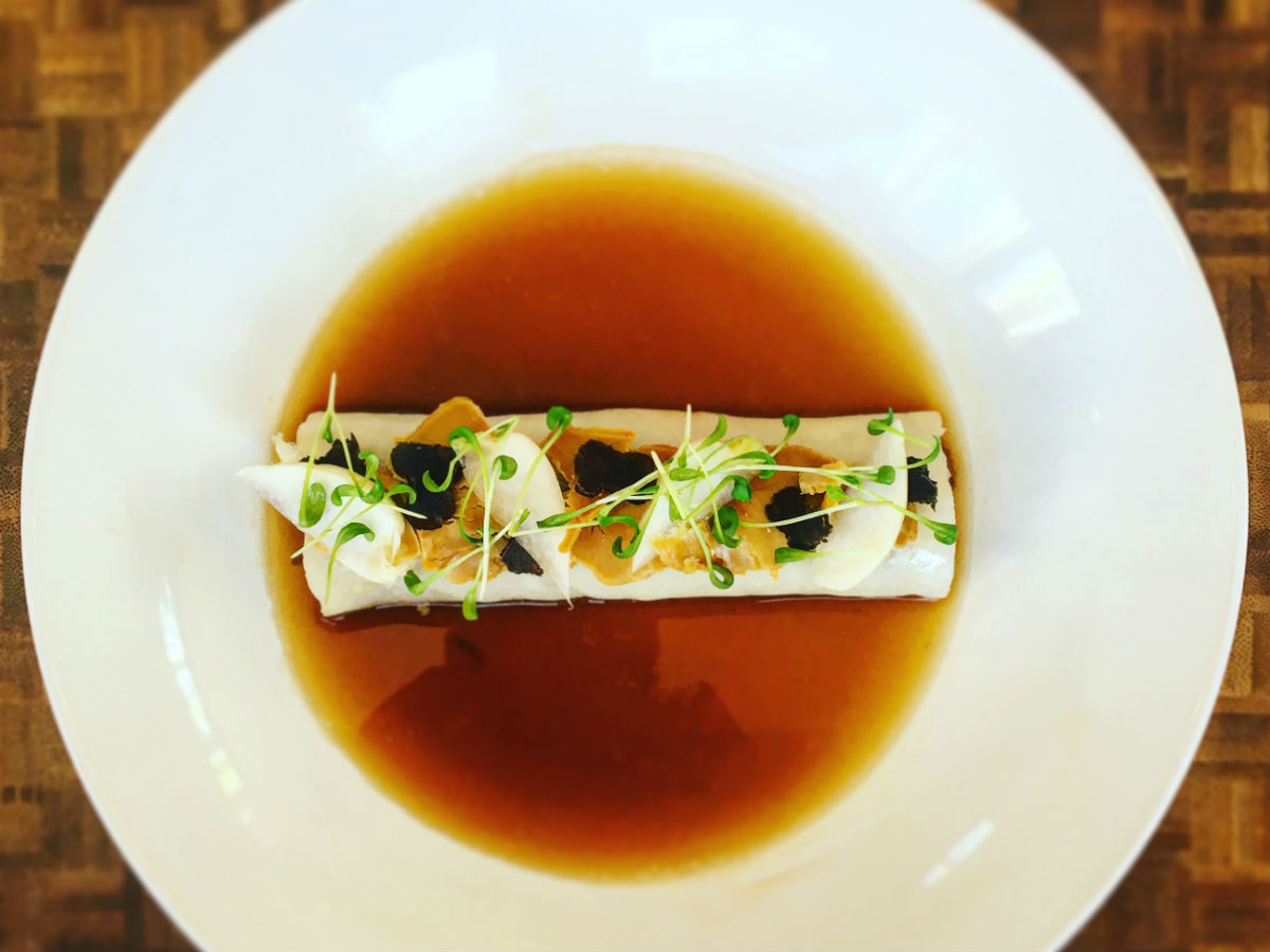 What's the best place for...  - Fresh steamed rice noodle, filled with duck & black trumpet mushrooms, shaved soy cured foie gras, black truffle, sherry & oyster sauce at Máquè (Scott Bagshaw)