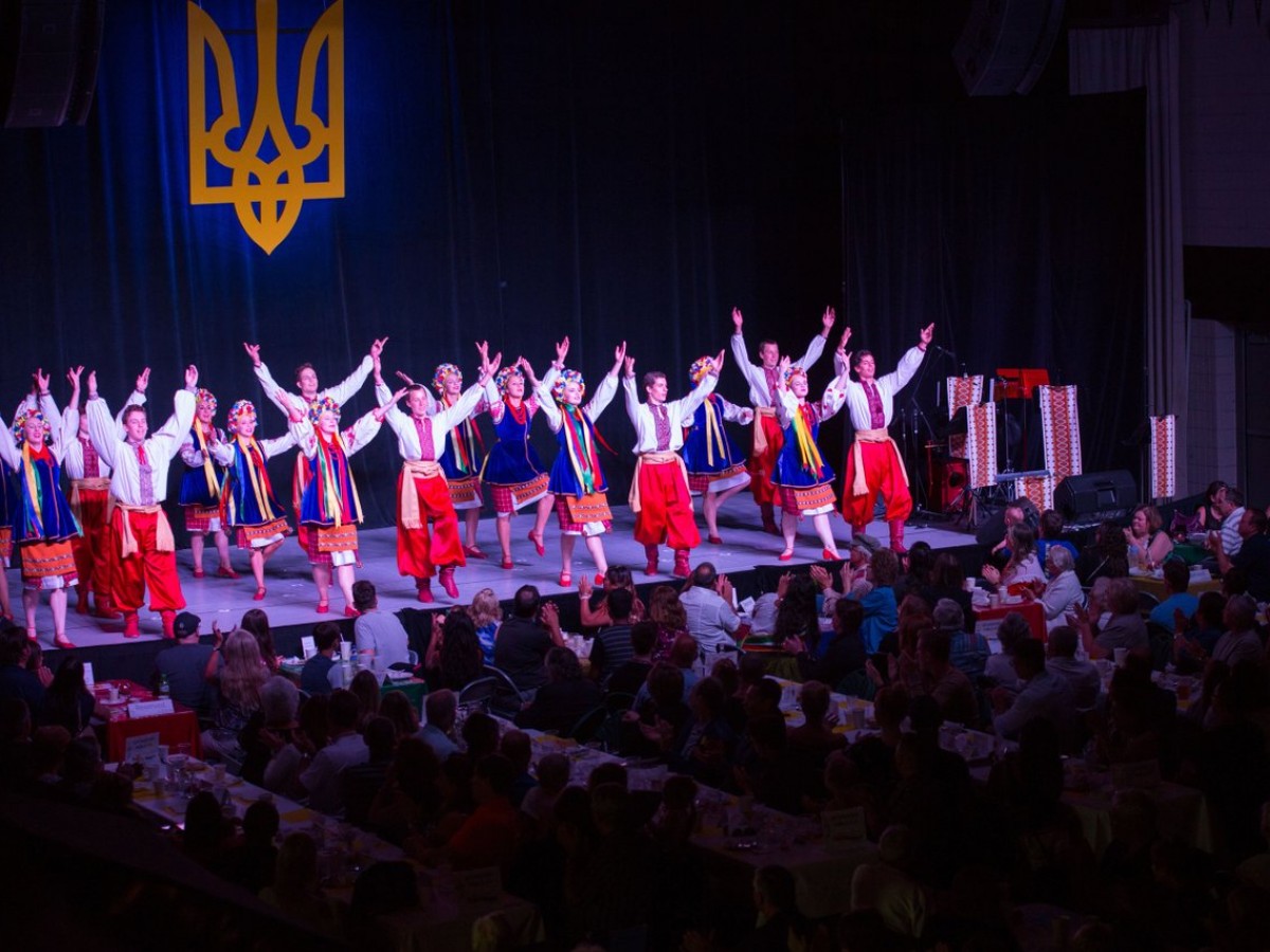 Gourmands go globetrotting at Folklorama - A packed house at the Ukrainian Pavilion (photo courtesy of Folklorama)