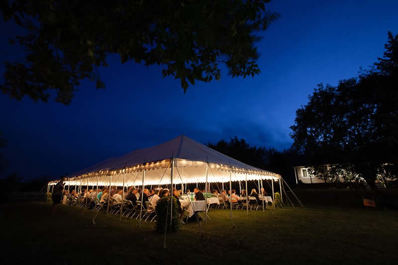 Dining al fresco at Grazing in the Field 2013. (Photo courtesy Grazing in the Field.)