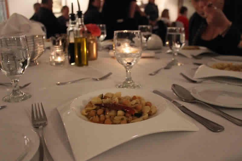 Pasta with chickpeas and curry at De Luca's. (Photo by Robin Summerfield.)