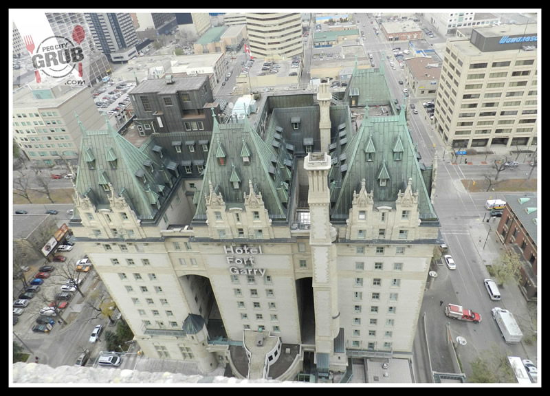 Looking down on the Fort Garry Hotel from Prairie 360˚ Skyline Restaurant & Lounge. (Photo by Robin Summerfield.)