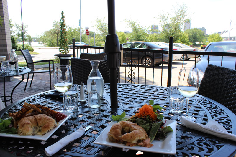 You can't beat Promenade Cafe and Wine for an al fresco lunch (PCG)